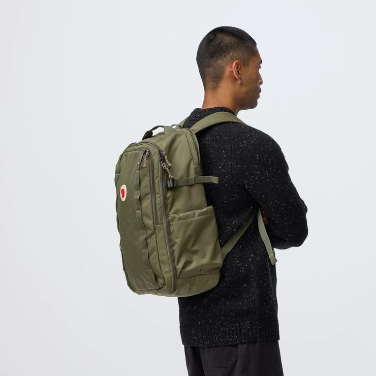 FJÄLLRÄVEN Färden Carry On Pack 30 Clay