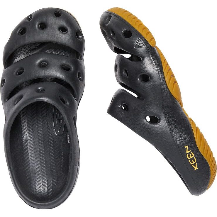 KEEN YOGUI MAN black