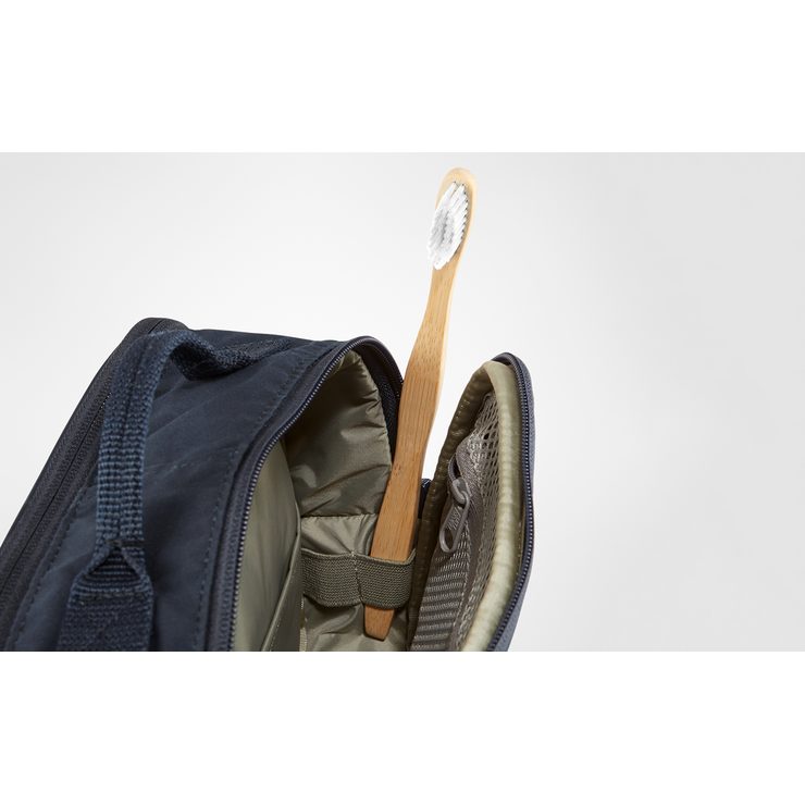 FJÄLLRÄVEN Kĺnken Toiletry Bag, Frost Green