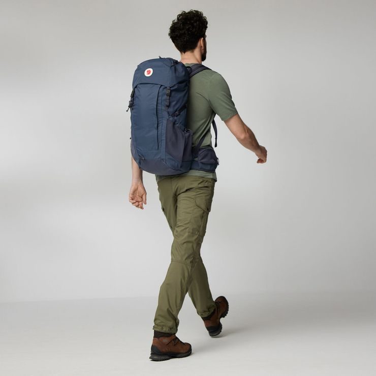 FJÄLLRÄVEN Abisko Hike 35 S/M Navy