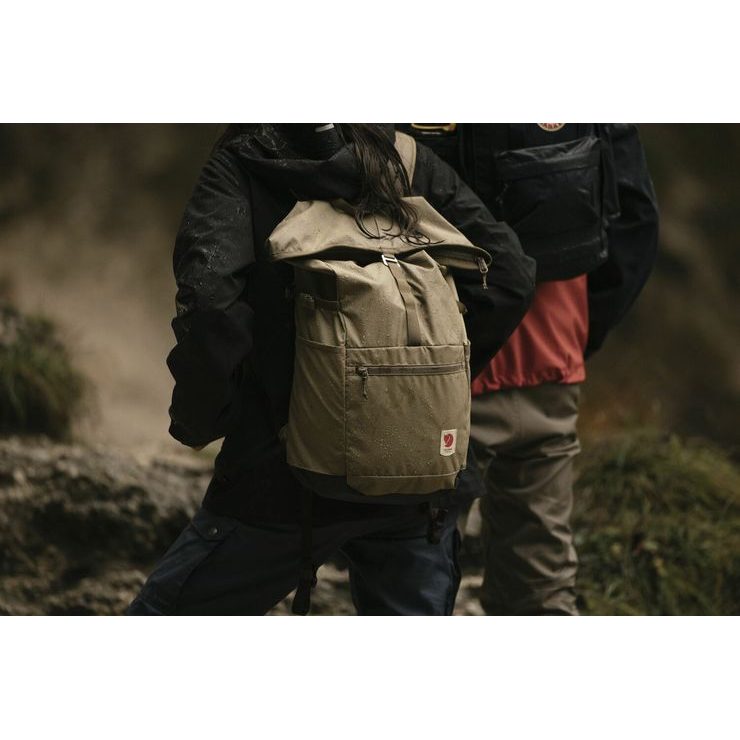 FJÄLLRÄVEN High Coast Foldsack 24 Blackberry