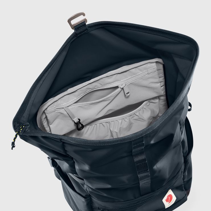 FJÄLLRÄVEN High Coast Foldsack 24 Blackberry