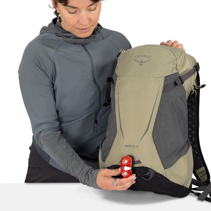 OSPREY HIKELITE 18 raven black