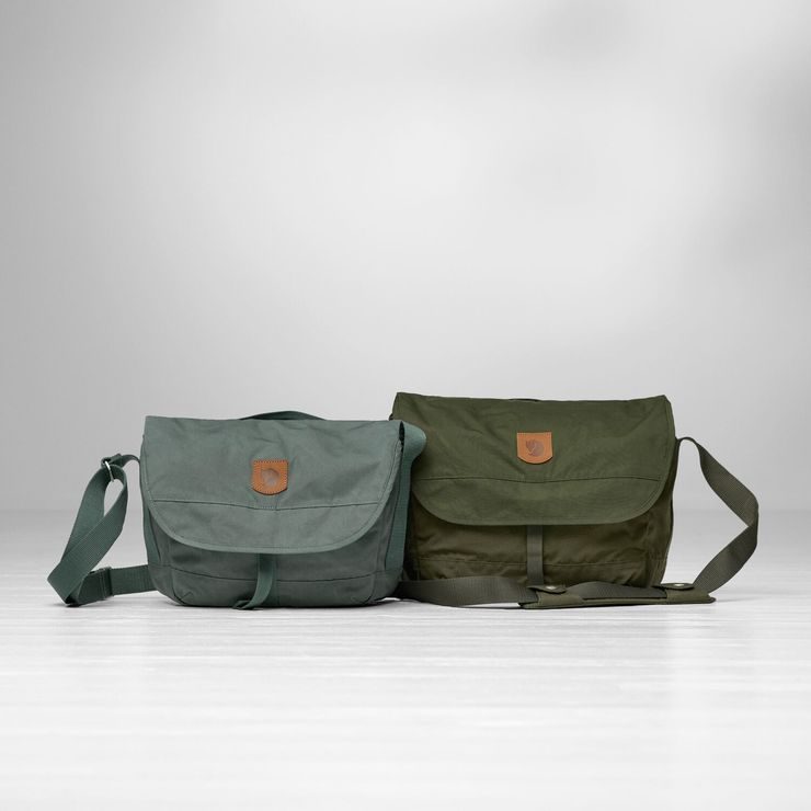 FJÄLLRÄVEN Greenland Shoulder Bag Deep Forest