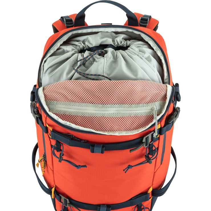 FJÄLLRÄVEN Bergtagen Touring 30 M/L Laurel Green-Deep Forest