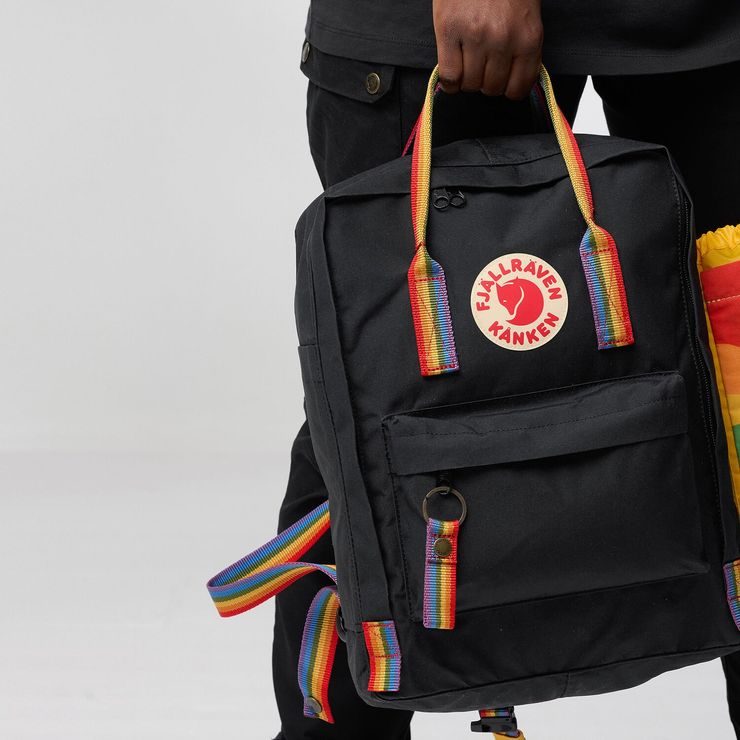 FJÄLLRÄVEN Kånken Rainbow Keyring Rainbow Pattern