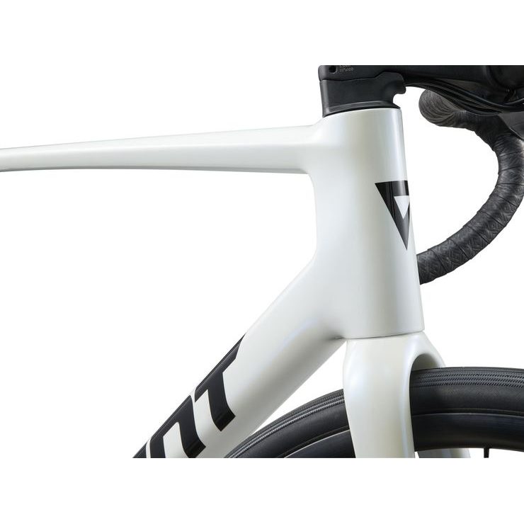 GIANT TCR Advanced 2-KOM Illusion White