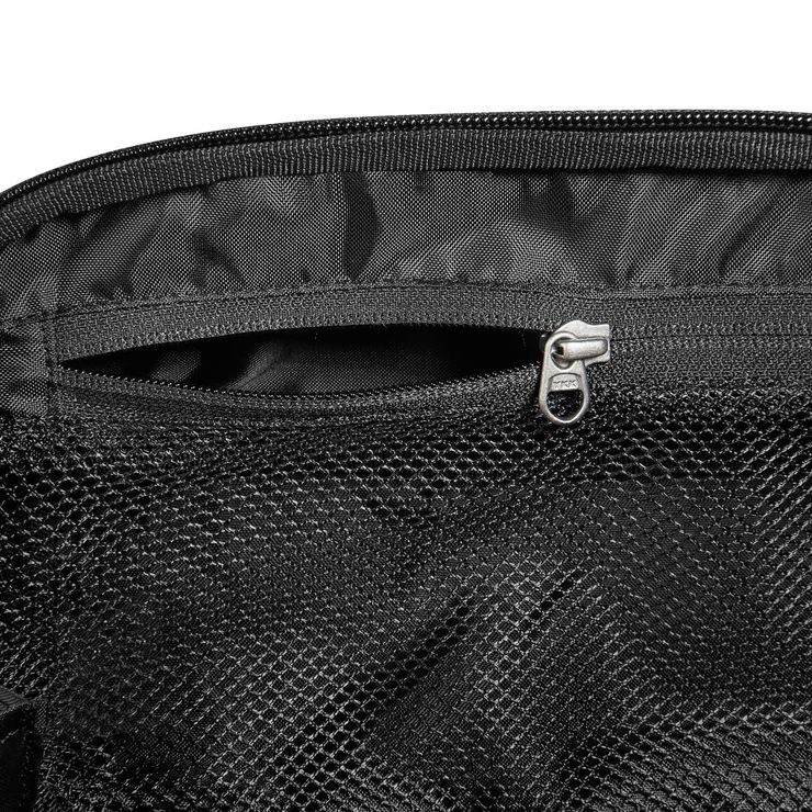 TATONKA SQUARE ZIP POUCH M black