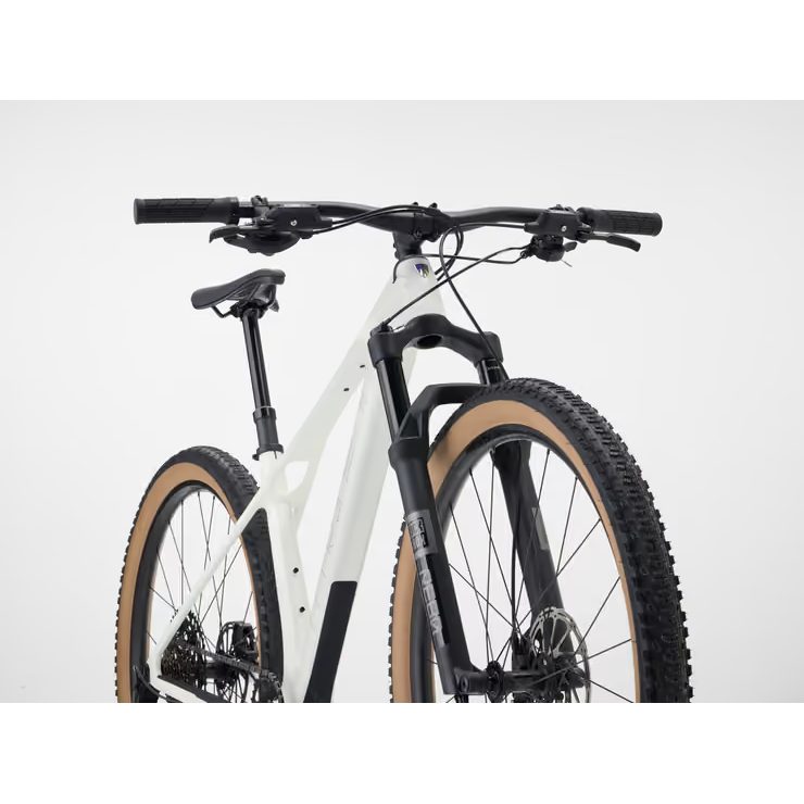 TREK Procaliber 9.6 Gen 3 Crystal White