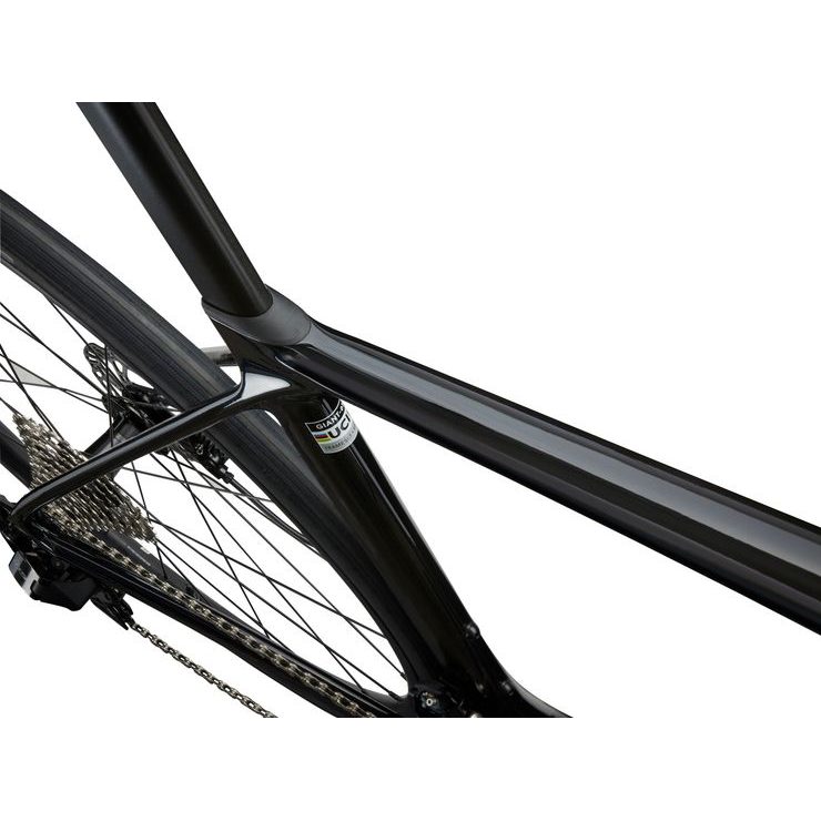 GIANT TCR Advanced 2-KOM Carbon