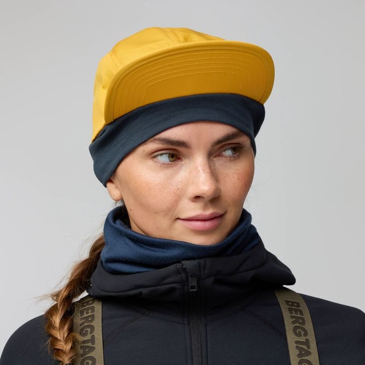 FJÄLLRÄVEN Bergtagen Mountain Cap Mustard Yellow-Dark Navy
