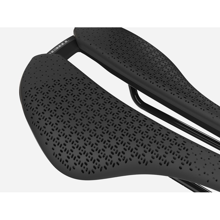 TREK Aeolus Elite Airloom, 135 mm, černá