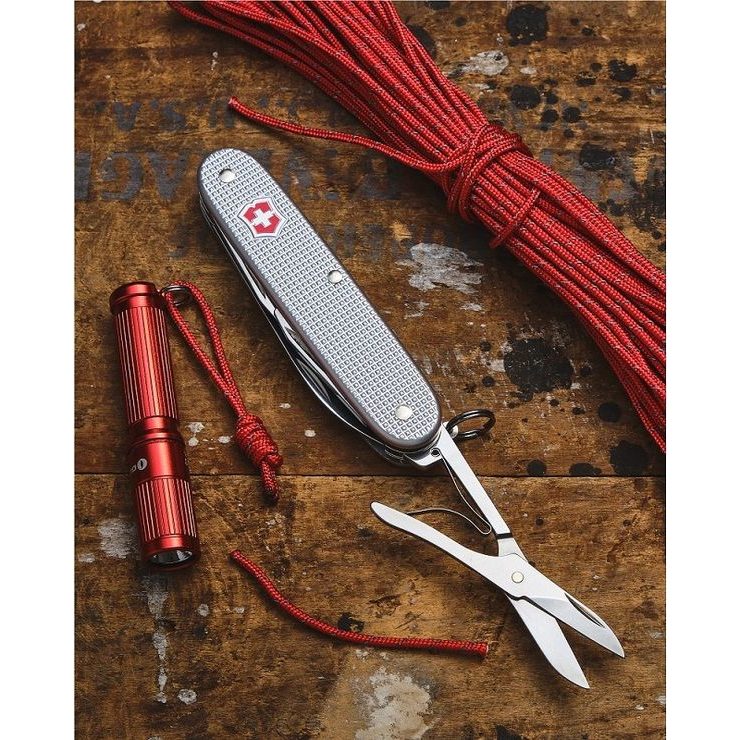 VICTORINOX PIONEER X ALOX, 93 mm, stříbrný, blister
