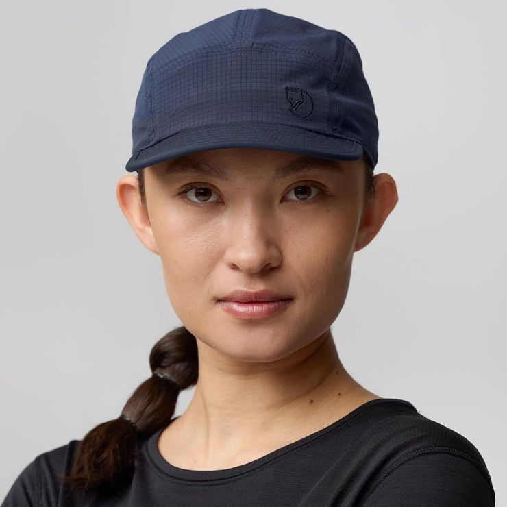 FJÄLLRÄVEN Abisko Trekking Cap Dark Grey