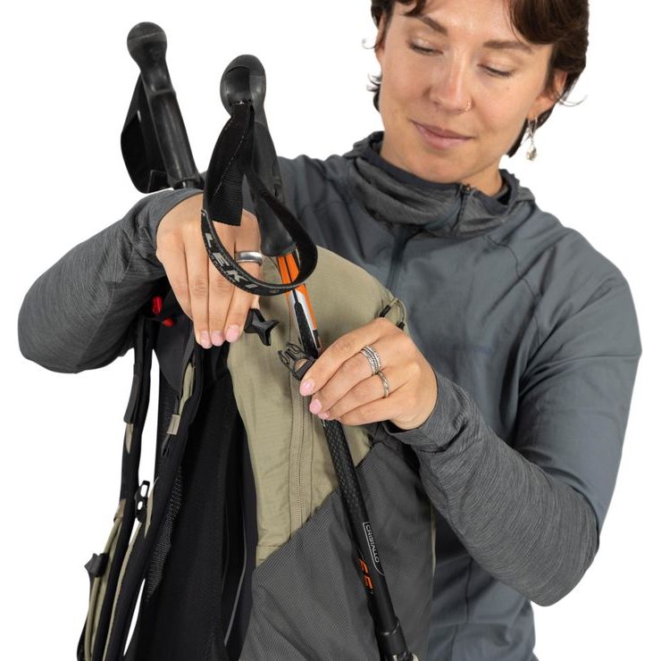 OSPREY HIKELITE 18 raven black