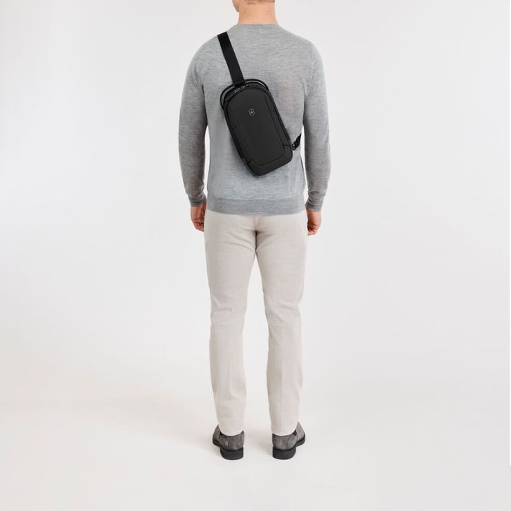 VICTORINOX Altmont Modern, Sling Bag 4, Black