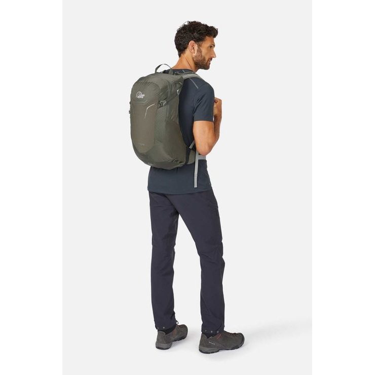 LOWE ALPINE AirZone Active 18, deep heather