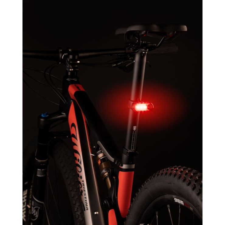 FORCE PILL 12 LM, 3 x LED, USB