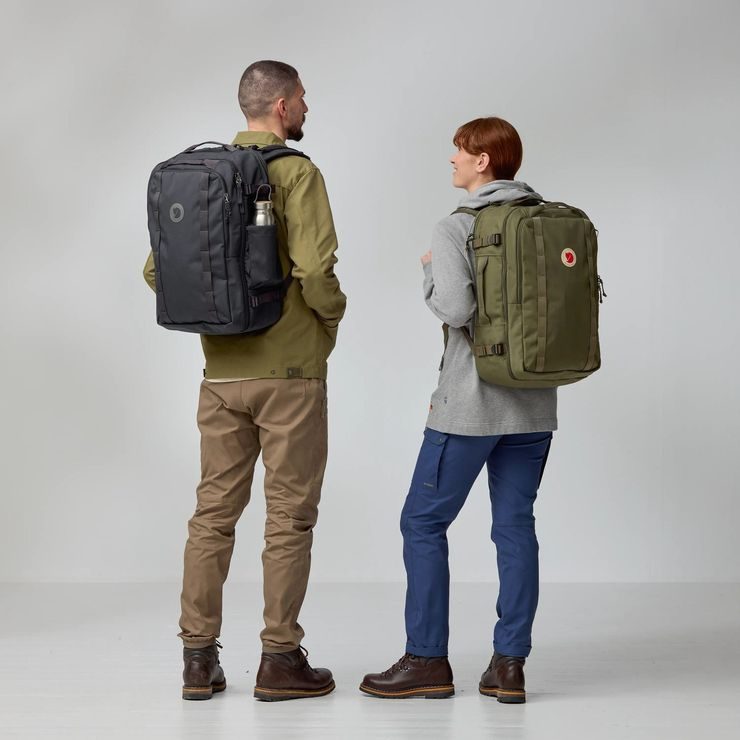 FJÄLLRÄVEN Färden Carry On Pack 40 Clay