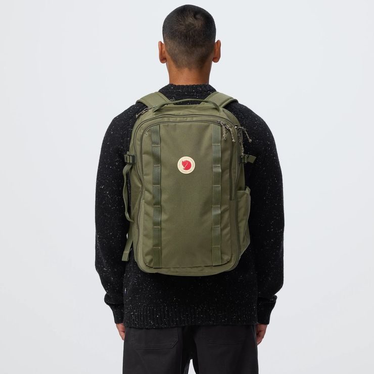 FJÄLLRÄVEN Färden Carry On Pack 30 Coal Black