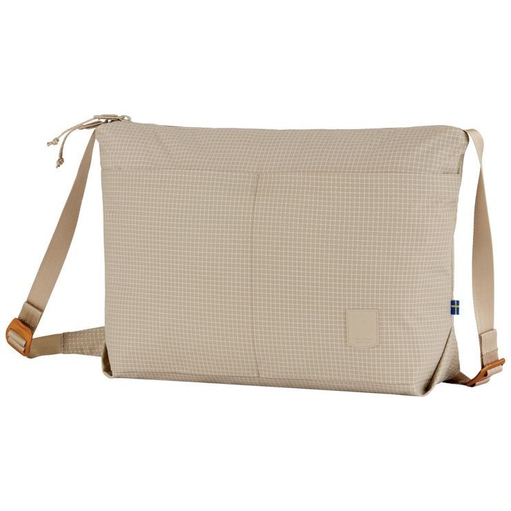 FJÄLLRÄVEN High Coast Pro Shoulder Bag 12 Fossil