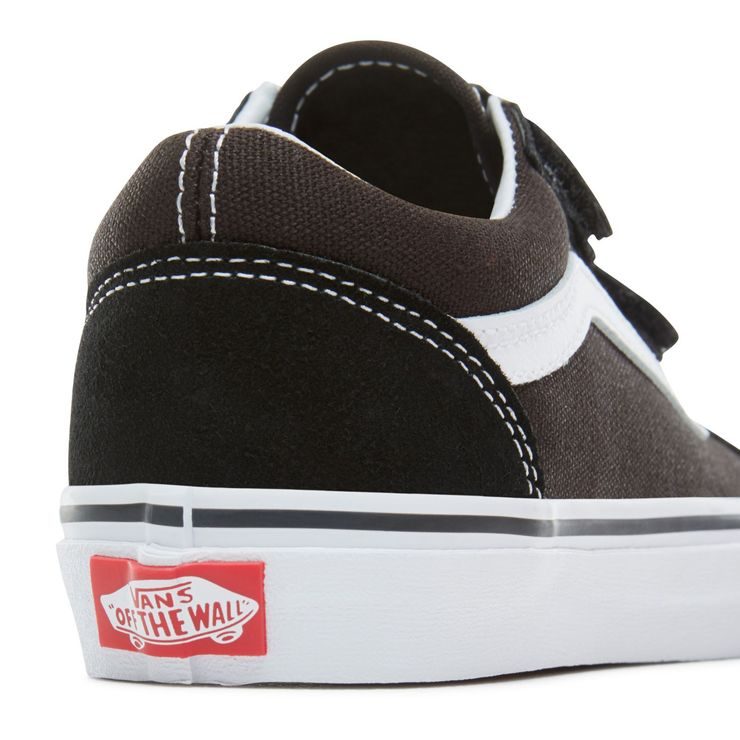 VANS YOUTH OLD SKOOL V SHOES (8-14 years) Black-True White