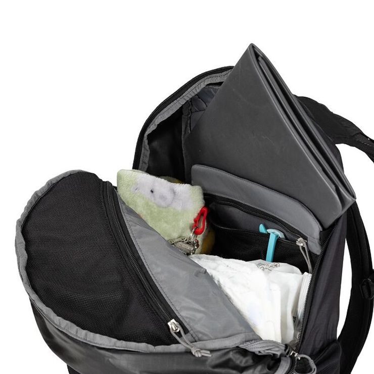 OSPREY POCO CHANGING PACK, black