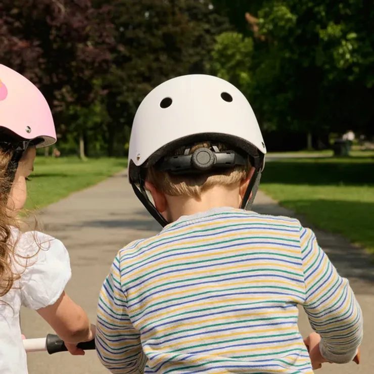 LITTLELIFE Bike Helmet; white