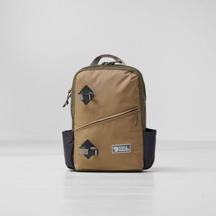 FJÄLLRÄVEN Vardag Backpack 17 Violette-Coal Black