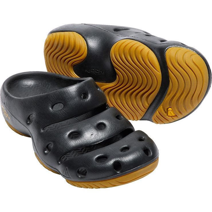 KEEN YOGUI MAN black