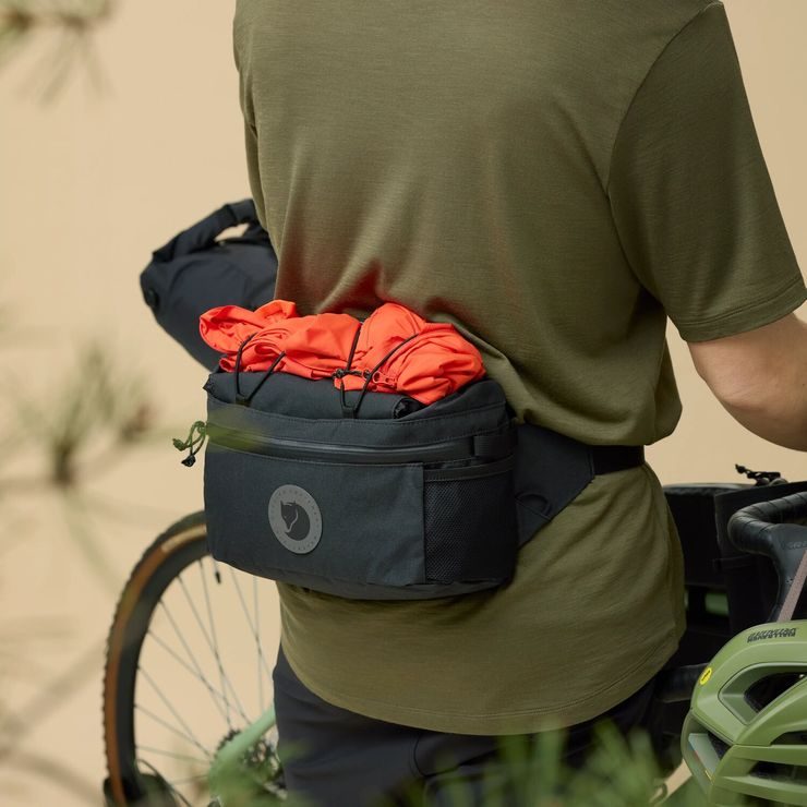 FJÄLLRÄVEN Hoja Expandable Hip Pack Royal blue