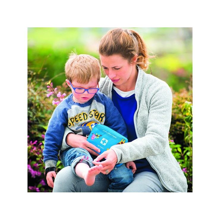LITTLELIFE Family First Aid Kit