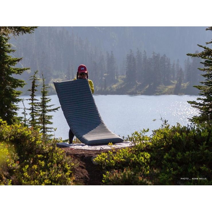 THERM-A-REST NEOAIR TOPO LUXE Regular Balsam 183x51x10