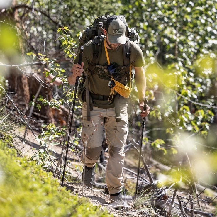 FJÄLLRÄVEN Abisko Bottle Pocket Clay