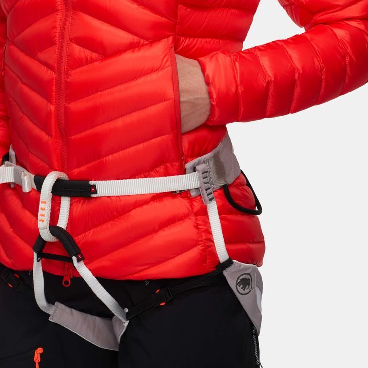 MAMMUT Broad Peak IN Hooded Jacket Women mammut red