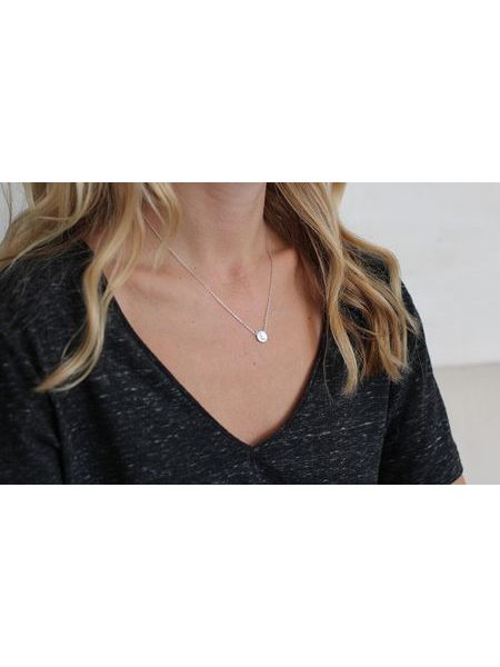 MUST HAVE series: Initial Silver Necklace Letter L