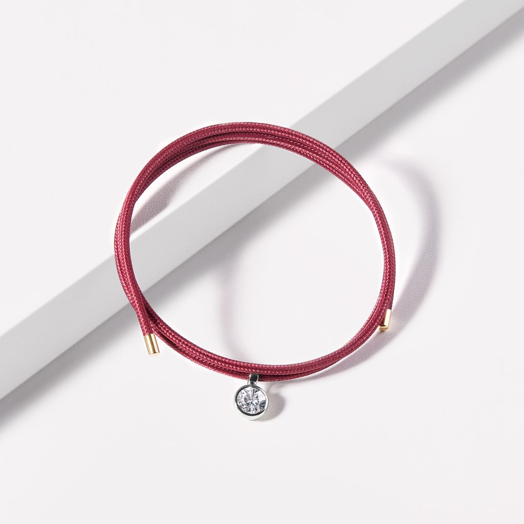 ANHÄNGER MIT RUNDEM LABOR-DIAMANT IN WEISSGOLD - MAGNETISCHE HALSKETTEN - KETTEN