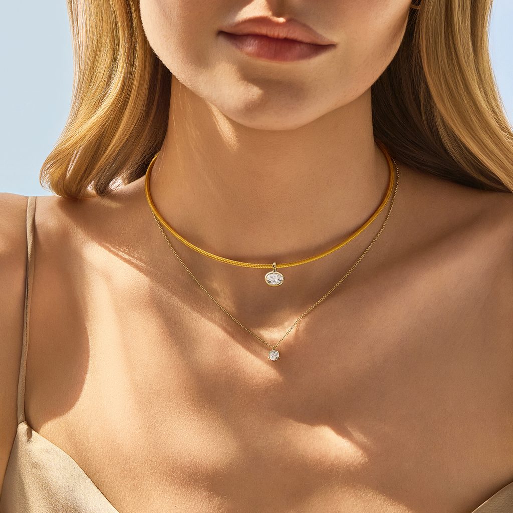 ANHÄNGER MIT OVALEM LABOR-DIAMANT IN GELBGOLD - MAGNETISCHE HALSKETTEN - KETTEN