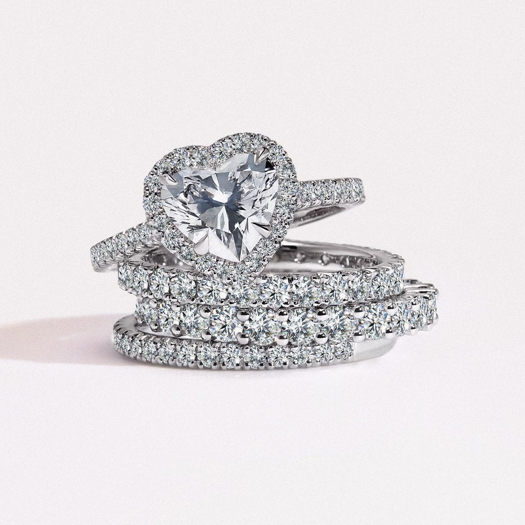 HERZFÖRMIGER LABORDIAMANTRING AUS 14 KT WEISSGOLD - RINGE MIT LAB GROWN DIAMANTEN - VERLOBUNGSRINGE
