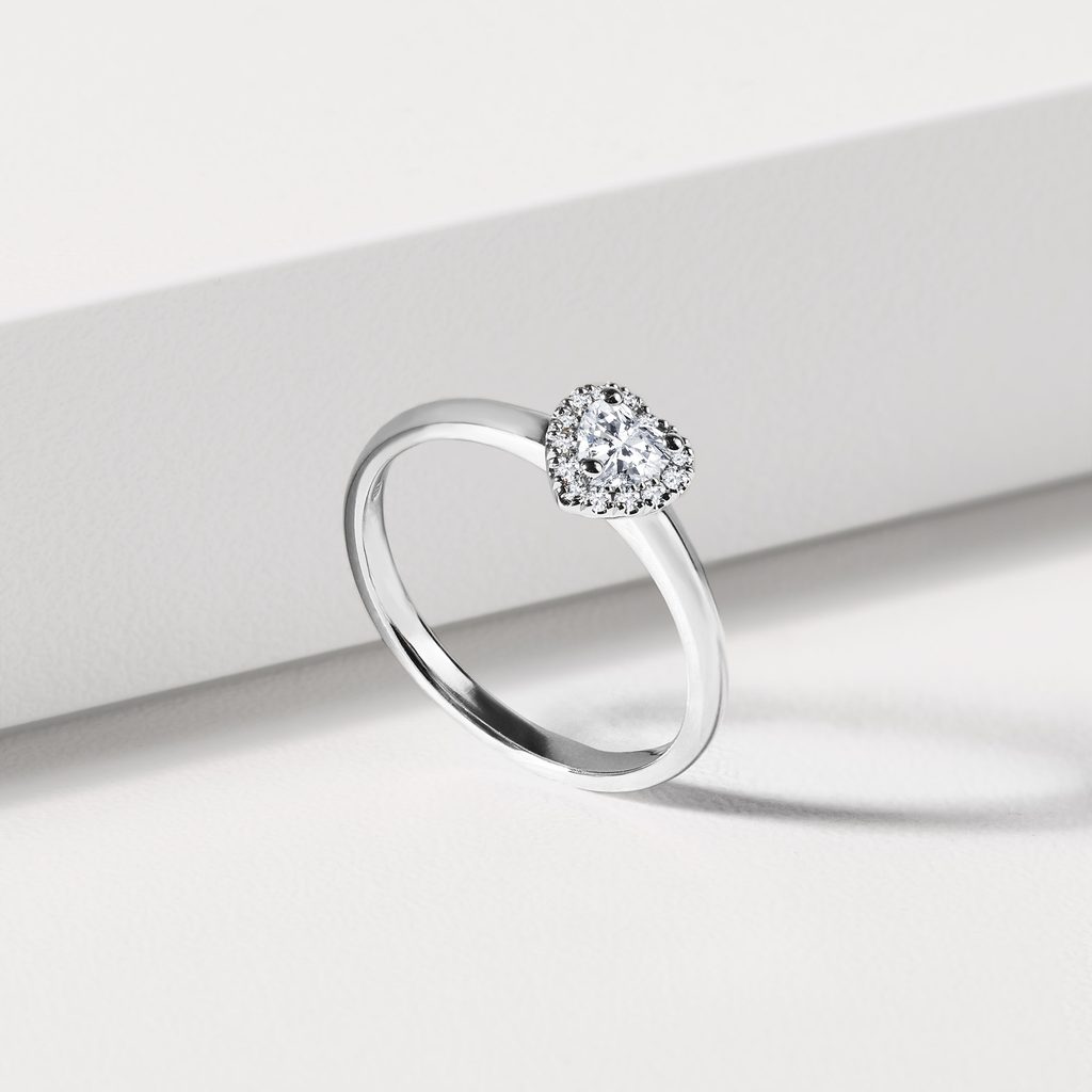 VERLOBUNGSRING MIT DIAMANTHERZ IN 14 KT WEISSGOLD - VERLOBUNGSRINGE DIAMANTEN - VERLOBUNGSRINGE