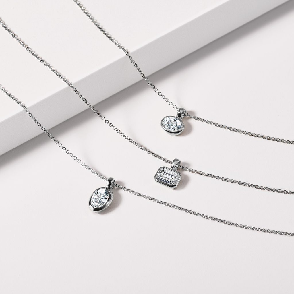 HALSKETTE MIT 0,69 CT OVALEM LABORDIAMANT IN WEISSGOLD - KETTEN MIT DIAMANTEN - KETTEN