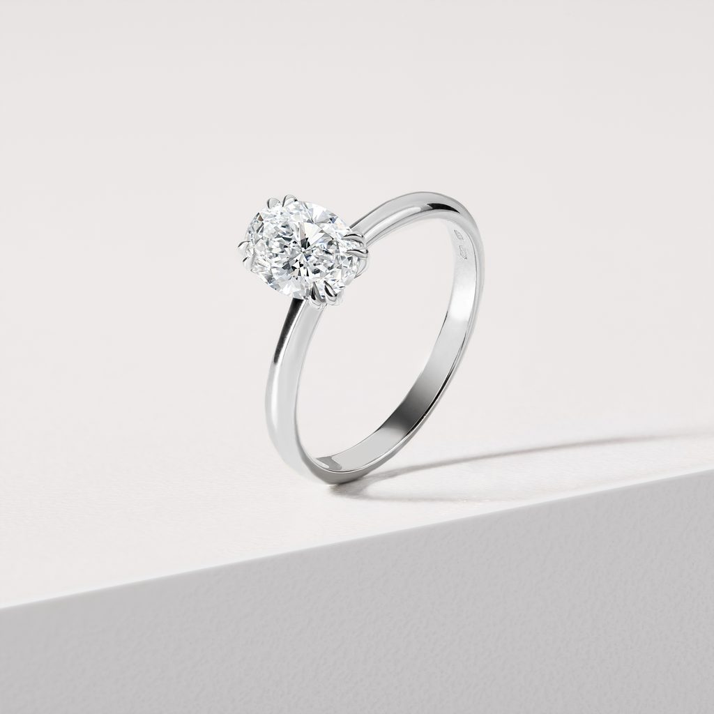 VERLOBUNGSRING MIT 1 CT DIAMANT IM OVALSCHLIFF IN WEISSGOLD - SOLITÄRVERLOBUNGSRINGE - VERLOBUNGSRINGE