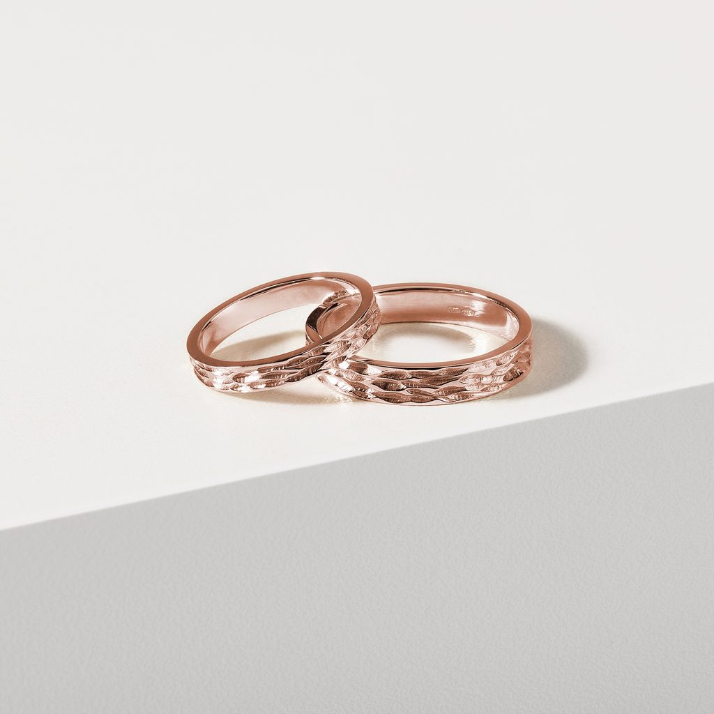 BAGUE EN OR ROSE AVEC MOTIF ÉCORCE - ALLIANCES DE MARIAGE FEMMES - ALLIANCES DE MARIAGE