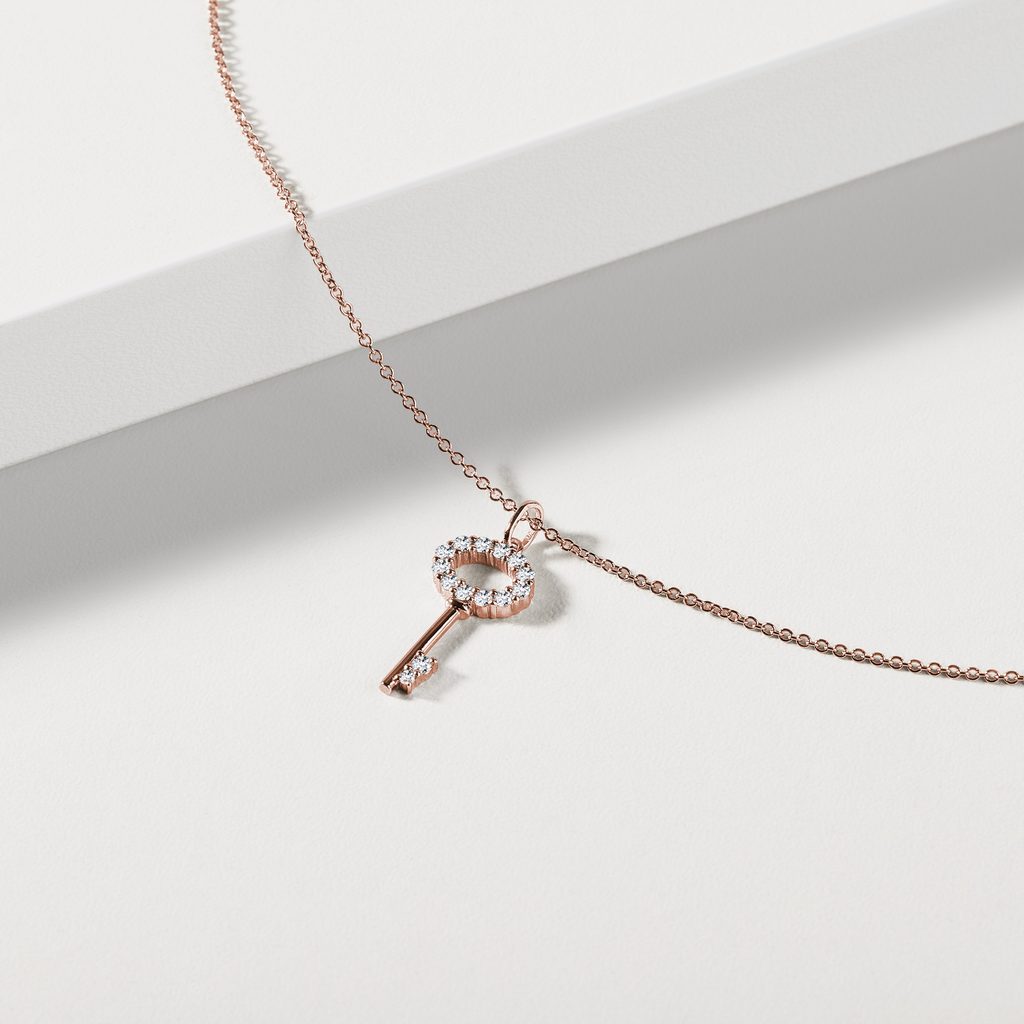 SCHLÜSSELANHÄNGER AUS ROSÉGOLD MIT DIAMANTEN - ANHÄNGER - KETTEN