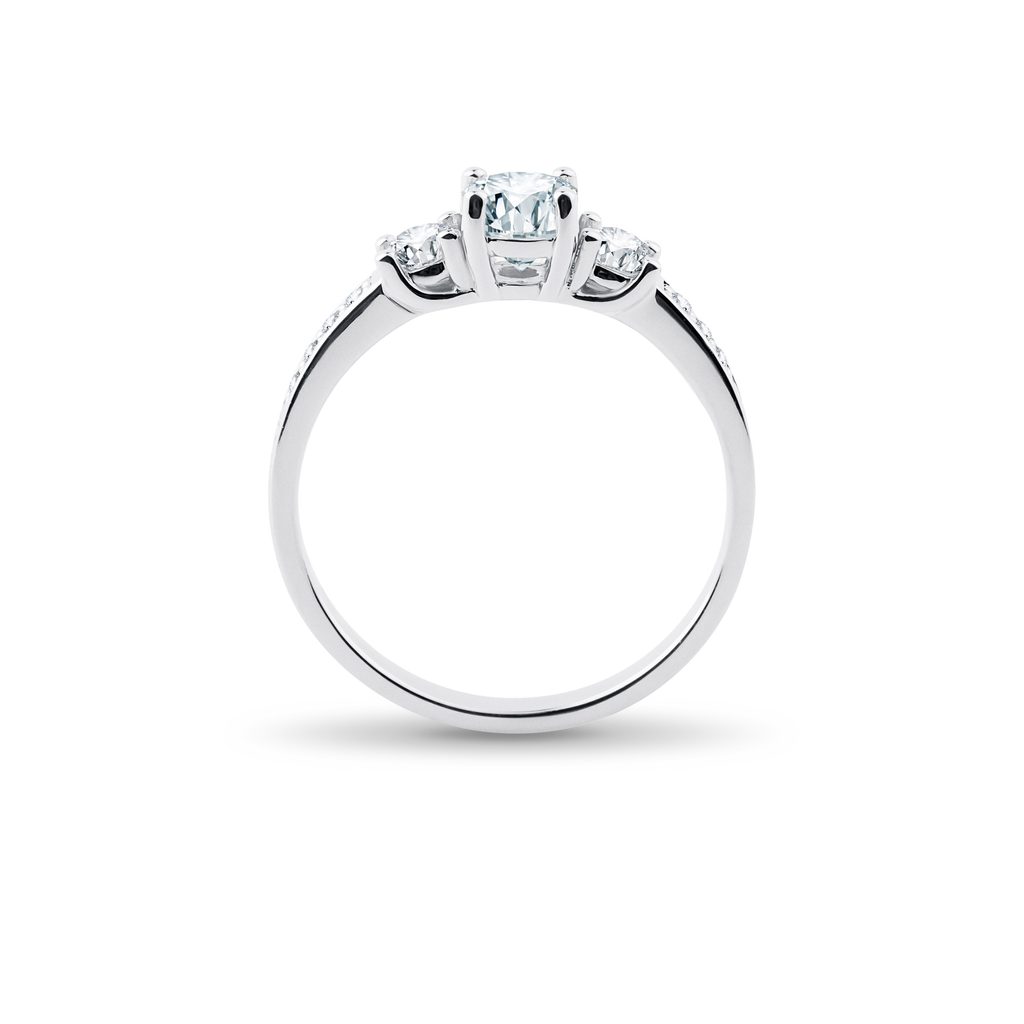 BAGUE EN OR DÉLICATE AVEC AIGUE-MARINE ET DIAMANTS - BAGUES EN AIGUE-MARINE - BAGUES