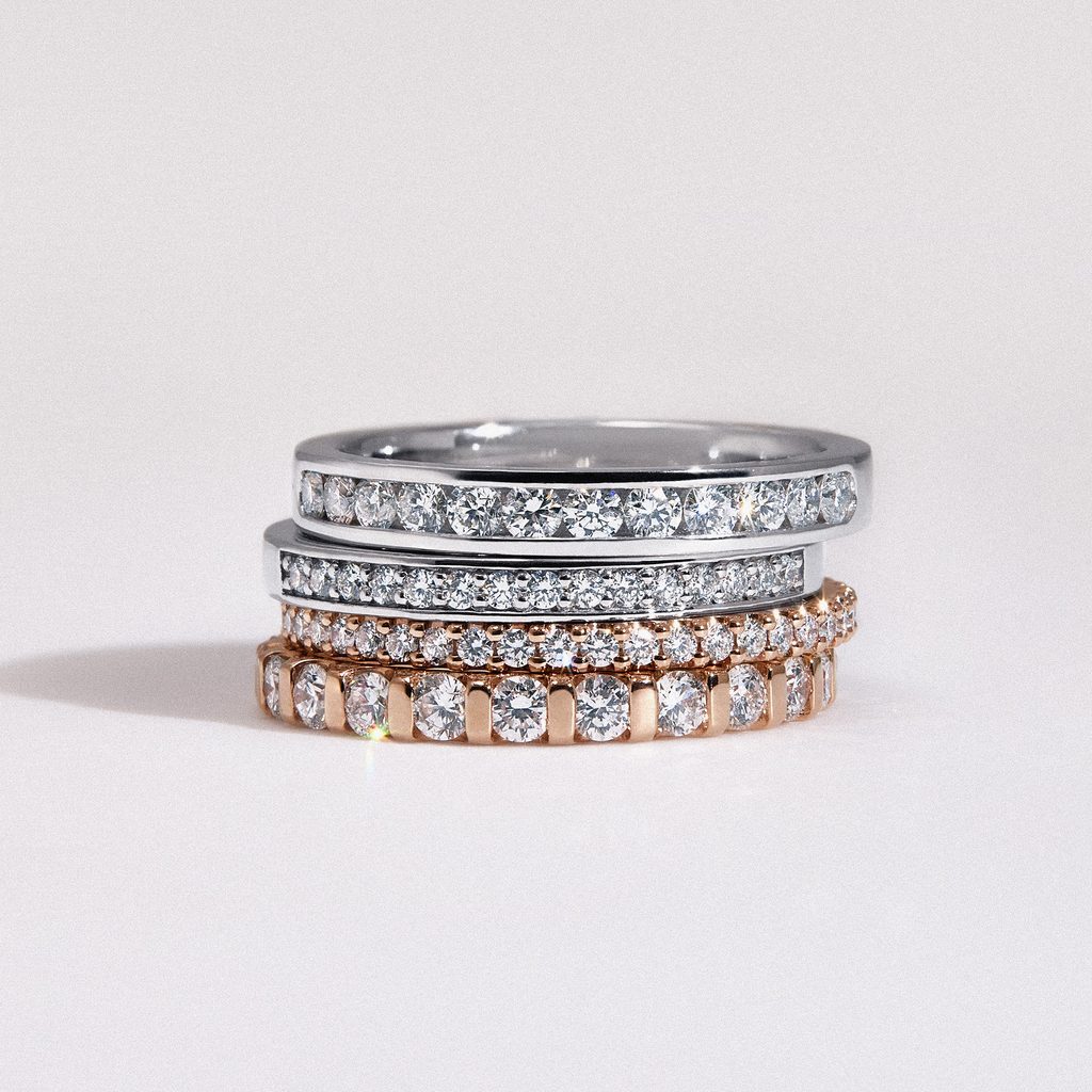 ETERNITY-EHERING MIT DIAMANTEN IN ROSEGOLD - TRAURINGE FÜR DAMEN - TRAURINGE