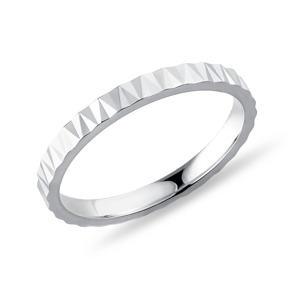 Damenring mit facettiertem Muster aus Weißgold DAMENRING MIT FACETTIERTEM MUSTER AUS WEISSGOLD - RINGE WEISSGOLD - RINGE
