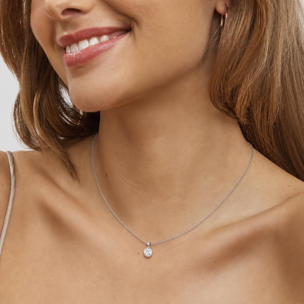 HALSKETTE MIT 0,69 CT OVALEM LABORDIAMANT IN WEISSGOLD - KETTEN MIT DIAMANTEN - KETTEN