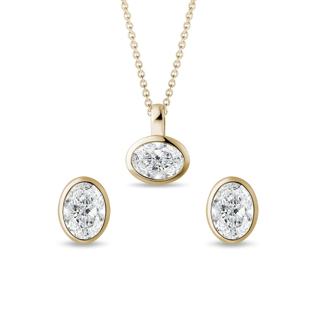 Schmuckset mit ovalen Diamanten in Gelbgold SCHMUCKSET MIT OVALEN DIAMANTEN IN GELBGOLD - SCHMUCK SETS DIAMANT - SCHMUCK