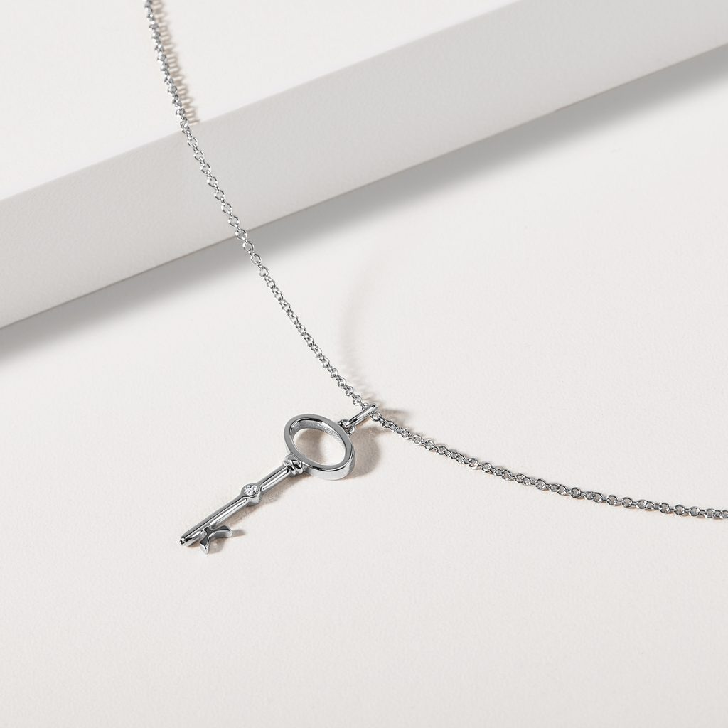 WHITE GOLD DIAMOND KEY PENDANT - PENDANTS - NECKLACES